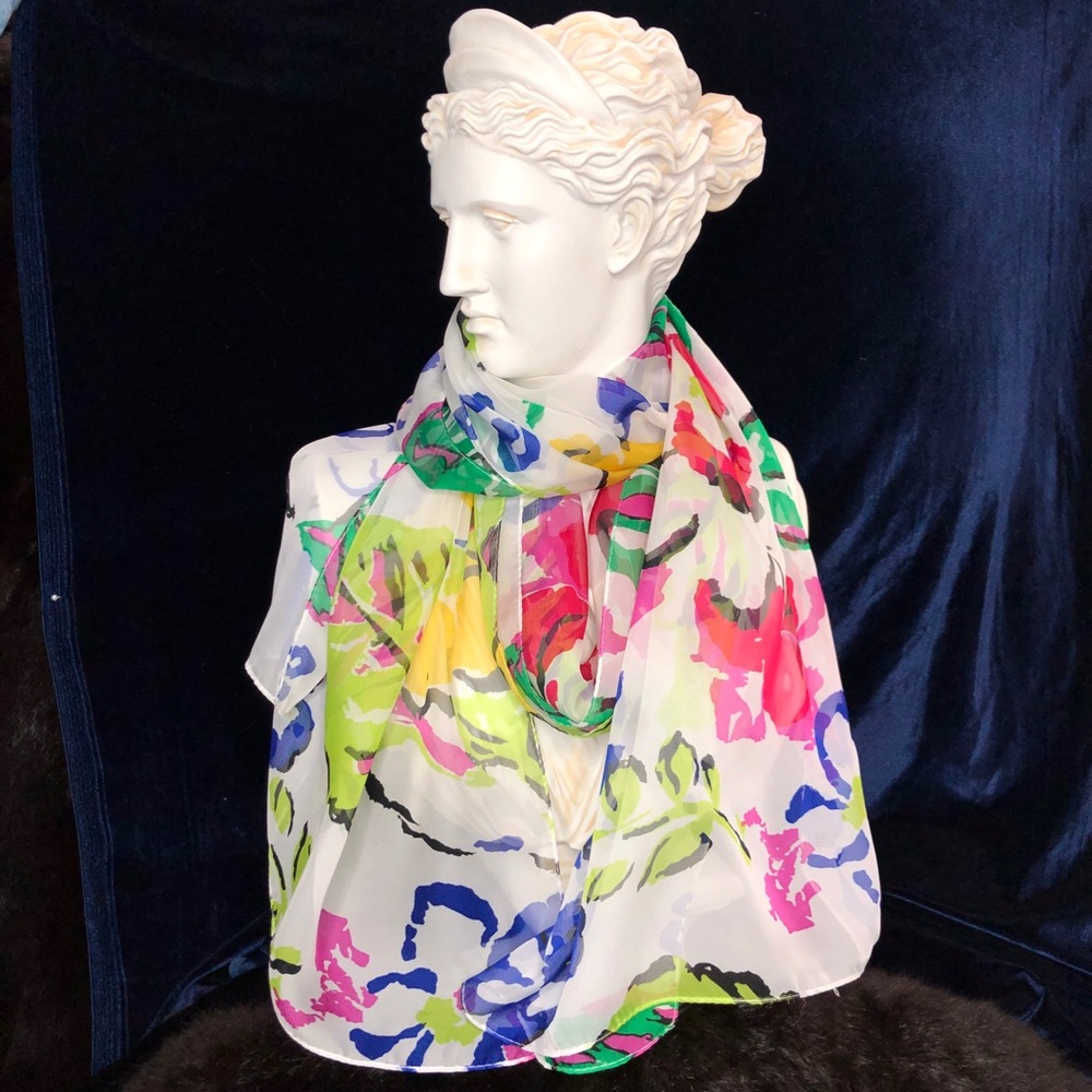 COLLECTION 18 Floral scarf spring!